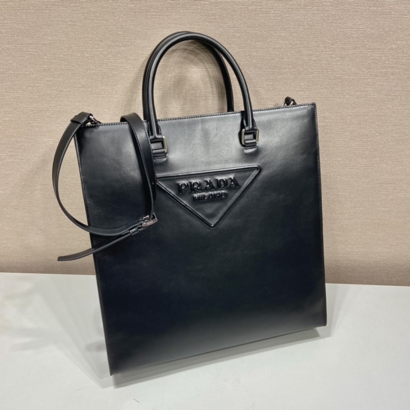 Pra*a tote bags